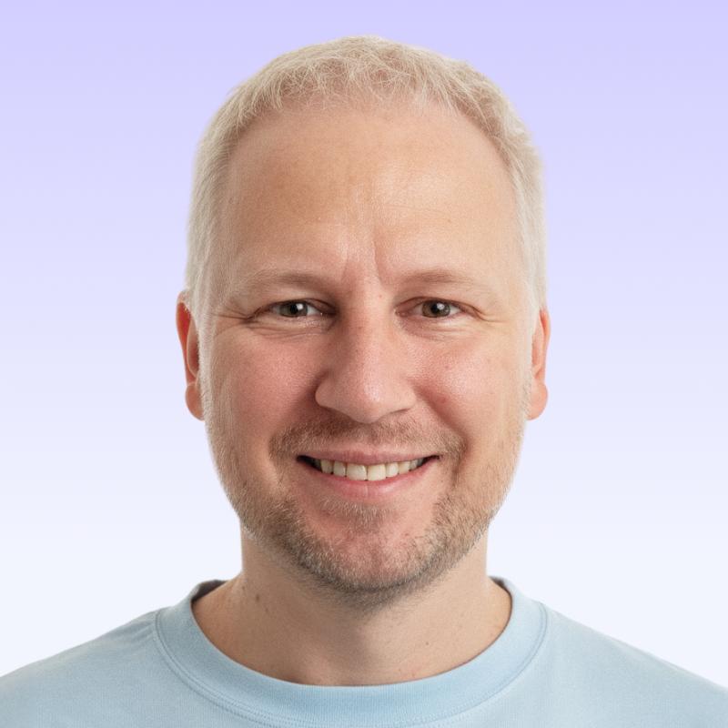 Сева Устинов